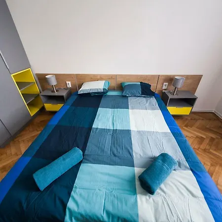 Luxury 3 Apartament *